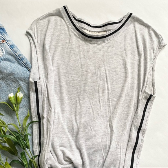 LOFT Tops - Loft Sleeveless Side Stripe Top
